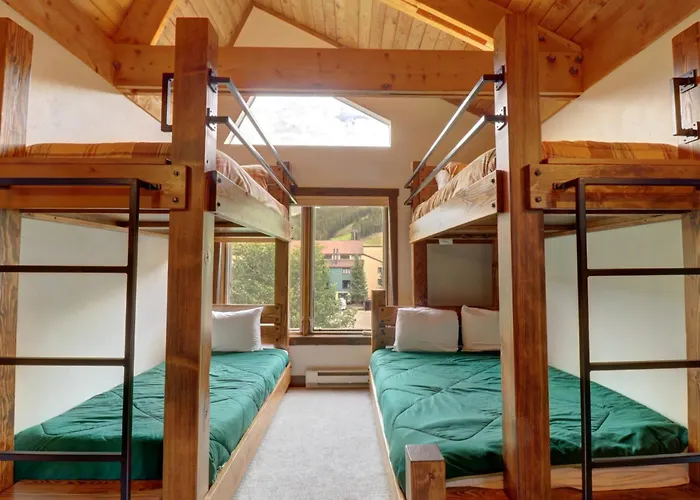 An303 Anaconda Apartment